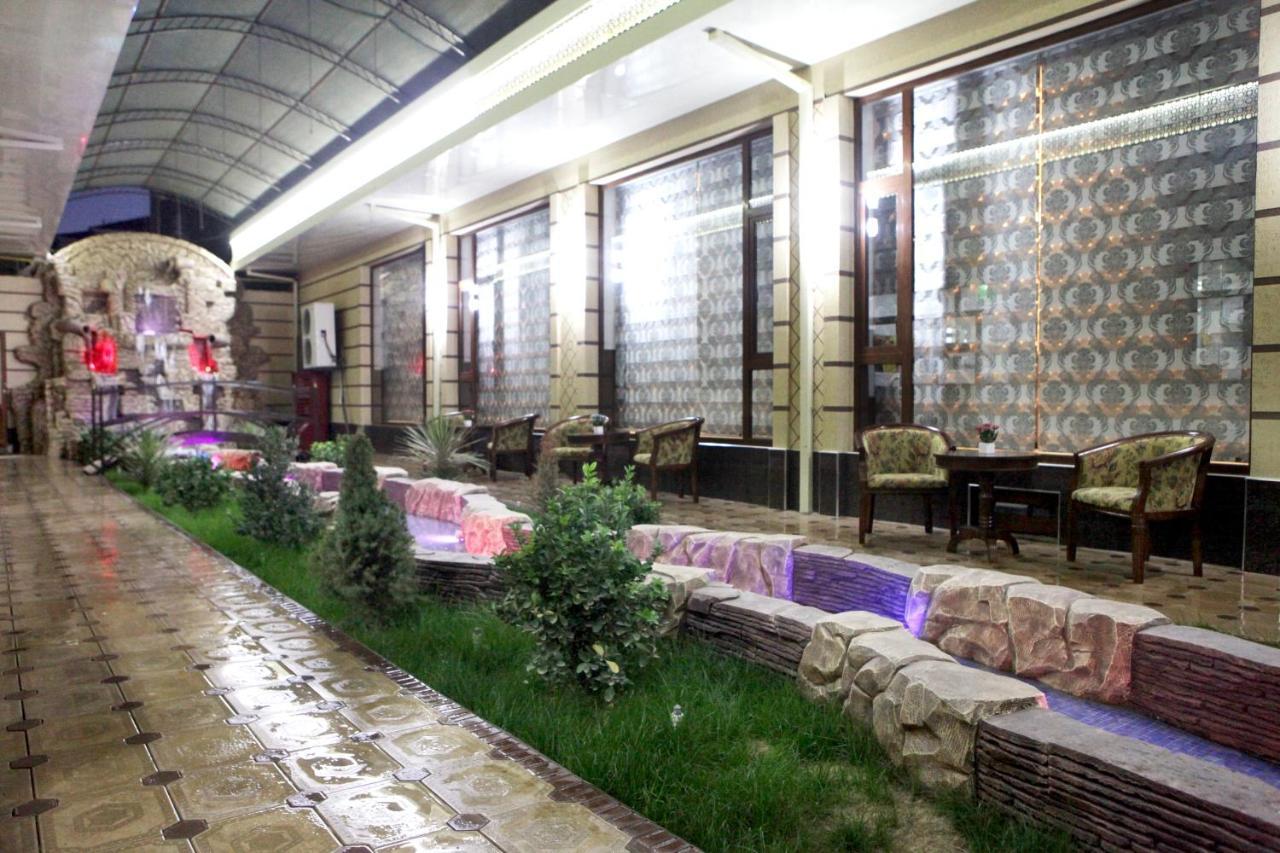 Hotel Naxshab Qarshi Ngoại thất bức ảnh