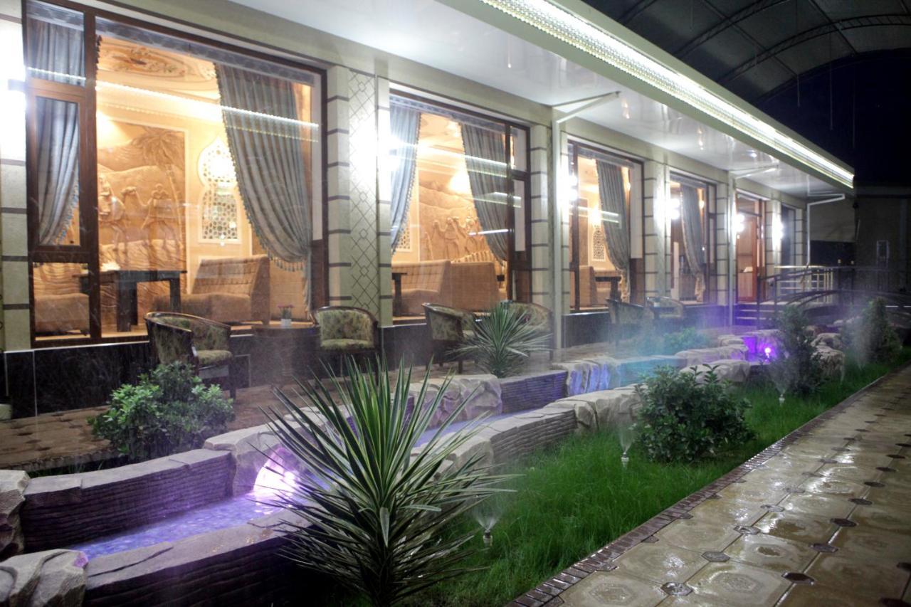 Hotel Naxshab Qarshi Ngoại thất bức ảnh